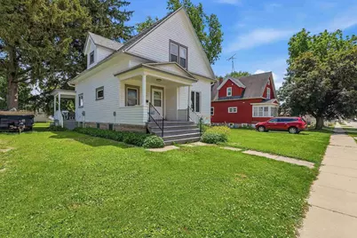 134 S Mill Street, Juneau, WI 53039 - Photo 1