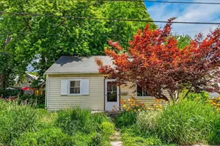 145 Rodney Ct, Madison, WI 53715 - Photo 1