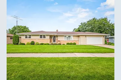 1031 N Sumac Drive, Janesville, WI 53545 - Photo 1
