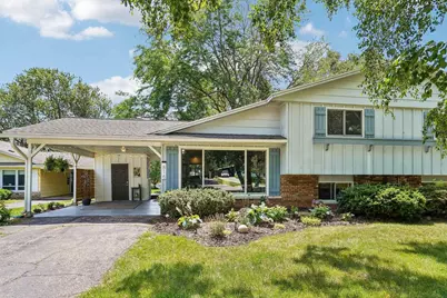 816 11th Street, Baraboo, WI 53913 - Photo 1