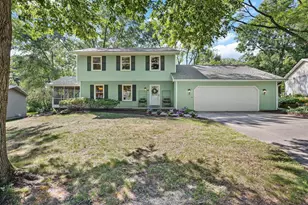 10 Stonecrest Cir, Madison, WI 53717 - Photo 1