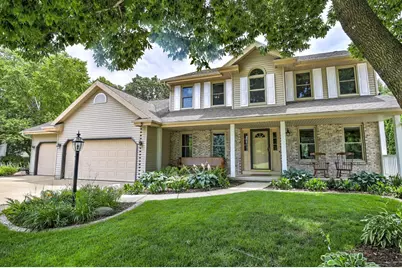 439 Acadia Way, Verona, WI 53593 - Photo 1