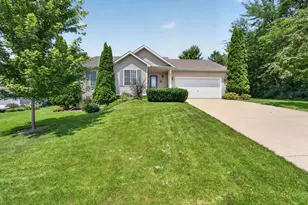 837 Vista Ridge Dr, Mount Horeb, WI 53572 - Photo 1