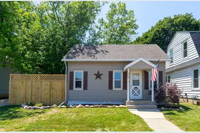 510 S Franklin Street, Janesville, WI 53548 - Photo 1