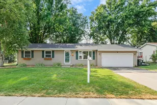 934 Jerico Ln, Sun Prairie, WI 53590 - Photo 1