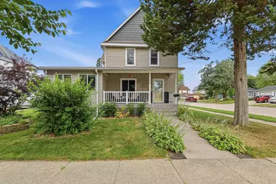 118 Pleasant Street, Beaver Dam, WI 53916 - Photo 1