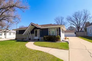 5228 S 9th St, Milwaukee, WI 53221 - Photo 1