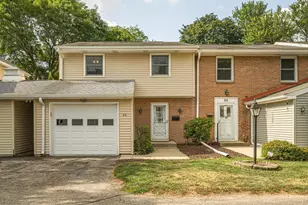 22 Whitcomb Cir, Madison, WI 53711 - Photo 1