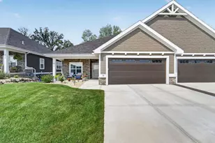 6727 Bellflower Pointe Dr, DeForest, WI 53532 - Photo 1