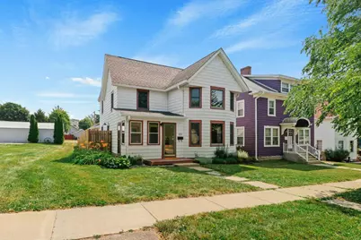 105 S 4th Street, Mount Horeb, WI 53572 - Photo 1