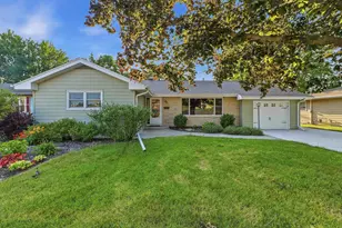 466 N Henninger St, Mayville, WI 53050 - Photo 1