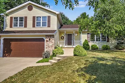 717 Cresthaven Drive, Cottage Grove, WI 53527 - Photo 1