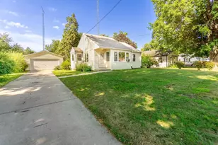 3810 Sycamore Ave, Madison, WI 53714 - Photo 1