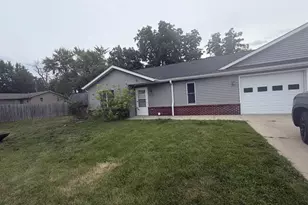 516 Plum Tree Dr, Janesville, WI 53536 - Photo 1