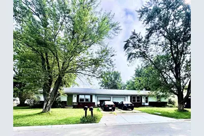 273-275 Brakefield Drive, Janesville, WI 53546 - Photo 1