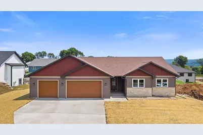 402 Eisenhower Street, Baraboo, WI 53913 - Photo 1
