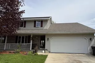 811 Southbound Dr, DeForest, WI 53532 - Photo 1