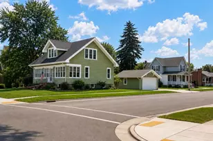 129 Harvard St, Princeton, WI 54968 - Photo 1