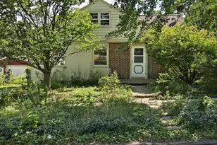 3907 Winnemac Ave, Madison, WI 53711 - Photo 1