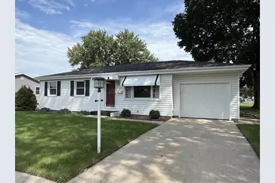 1551 S Grant Avenue, Janesville, WI 53546 - Photo 1