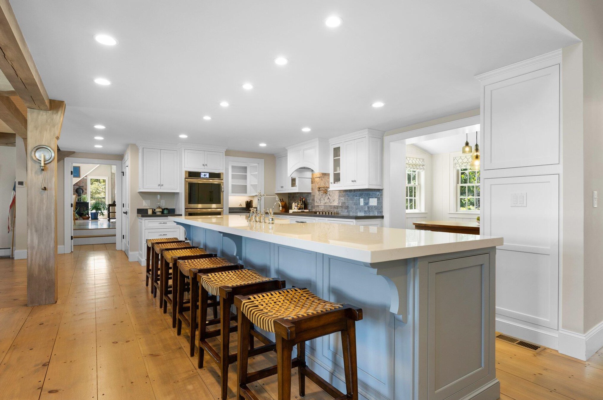 317 Orleans Rd, Orleans MA  02653-4002 exterior