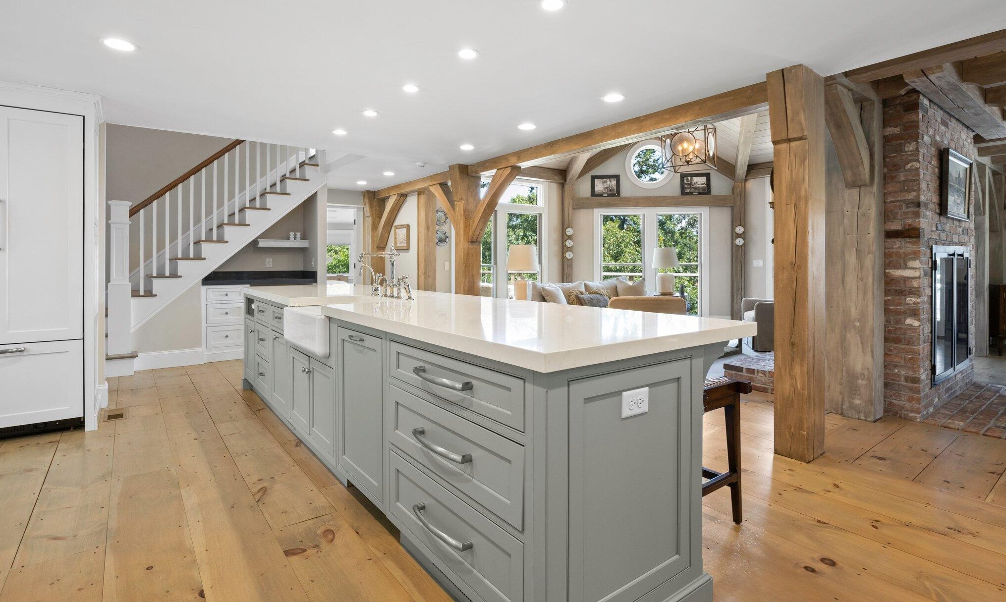 317 Orleans Rd, Orleans MA  02653-4002 exterior