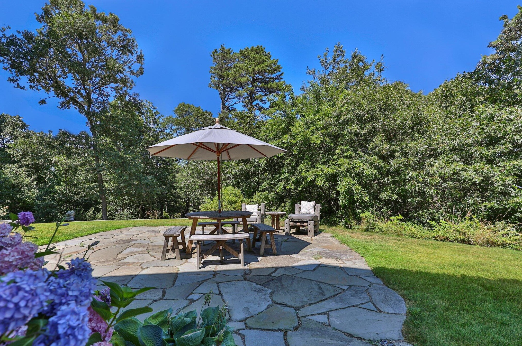 317 Orleans Rd, Orleans MA  02653-4002 exterior