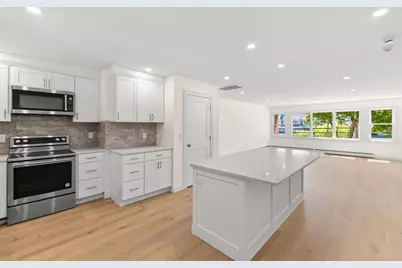 354 Gifford #6, Falmouth, MA 02540 - Photo 3