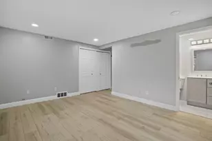 24 Bettys Pond Rd, Barnstable, MA 02601 - Photo 35