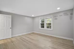 24 Bettys Pond Rd, Barnstable, MA 02601 - Photo 33