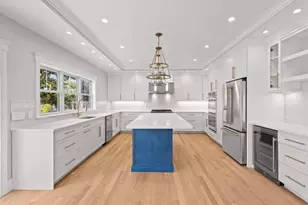 285 Edgewater Dr, Falmouth, MA 02536 - Photo 15