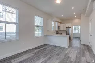 60 Pleasant St, Barnstable, MA 02601 - Photo 7