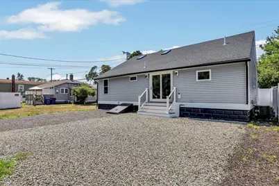 35 Locust Street, Wareham, MA 02558 - Photo 25