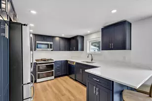 35 Locust St, Wareham, MA 02558 - Photo 15