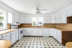 32 N Shore Blvd Ext, Sandwich, MA 02563 - Photo 19