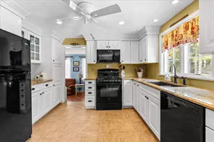 4 Landing Ln, Dennis, MA 02641 - Photo 11