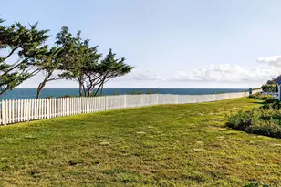 33 Landmark Ave, Mashpee, MA 02649 - Photo 3