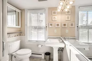 176 Commercial St, Provincetown, MA 02657 - Photo 23