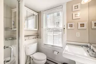 176 Commercial St, Provincetown, MA 02657 - Photo 23