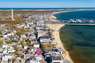 176 Commercial St, Provincetown, MA 02657 - Photo 25