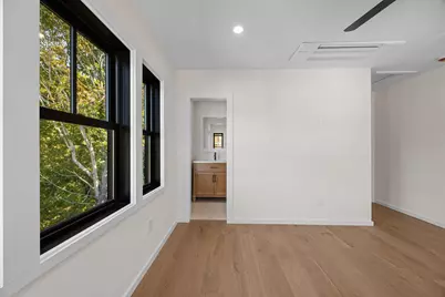 624 Commercial Street, Provincetown, MA 02657 - Photo 31