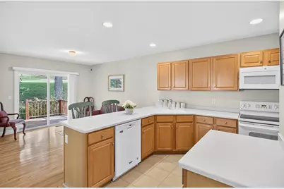 4 Hollyhock Knoll Court #UNIT 4, Bourne, MA 02532 - Photo 17