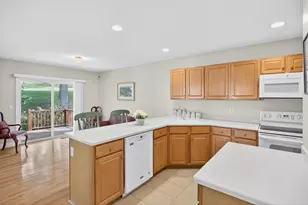 4 Hollyhock Knoll Ct, Bourne, MA 02532 - Photo 17