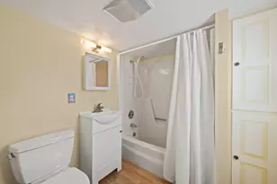 616 Commercial St, Provincetown, MA 02657 - Photo 23