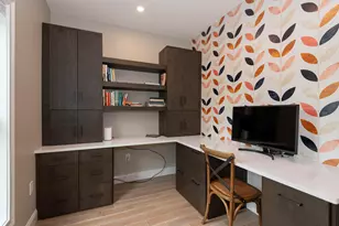 4 Leslie St, Falmouth, MA 02543 - Photo 17