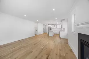 213 N Falmouth Hwy, Falmouth, MA 02556 - Photo 17