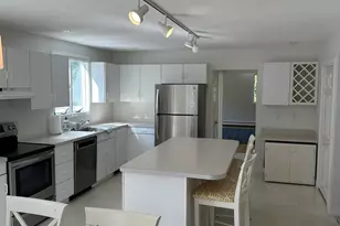 42 Hanson Cir, Falmouth, MA 02536 - Photo 5