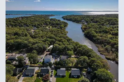 7 Montauk Street, Falmouth, MA 02536 - Photo 3