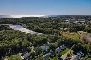 7 Montauk St, Falmouth, MA 02536 - Photo 7