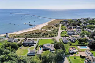 18 Mt Vernon Ave, Barnstable, MA 02647 - Photo 1